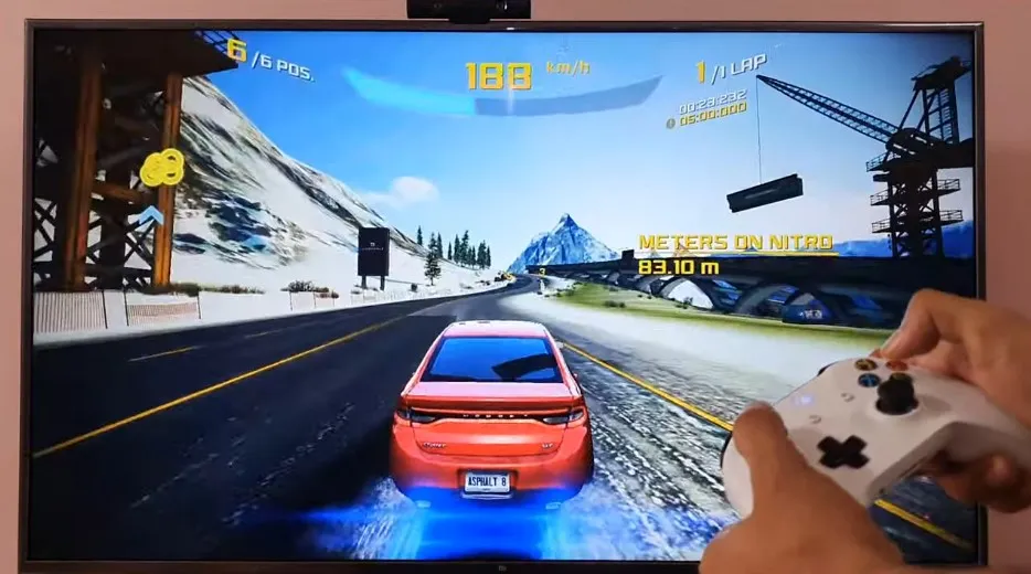 A racing car speeding on a track in Asphalt 8